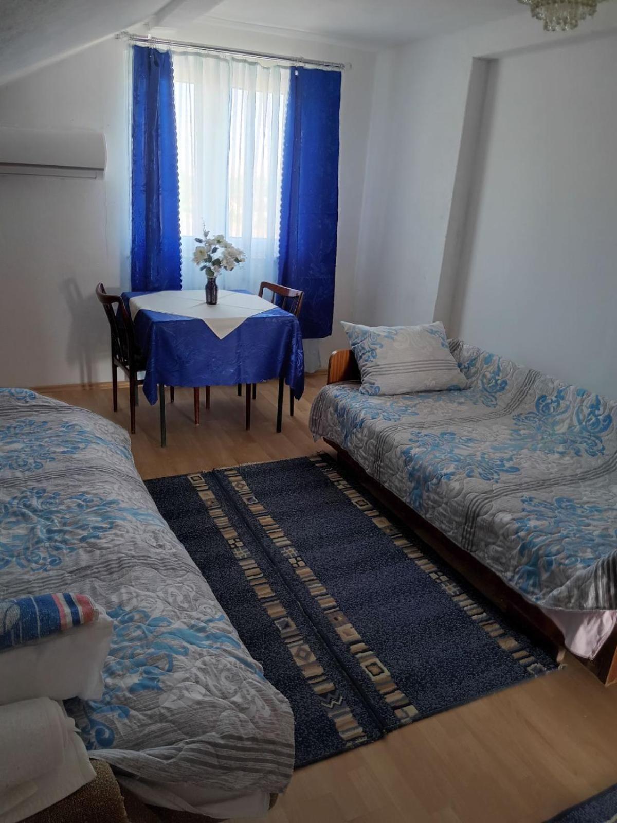 Sobi/Rooms/Zimmer Gradsko Buitenkant foto