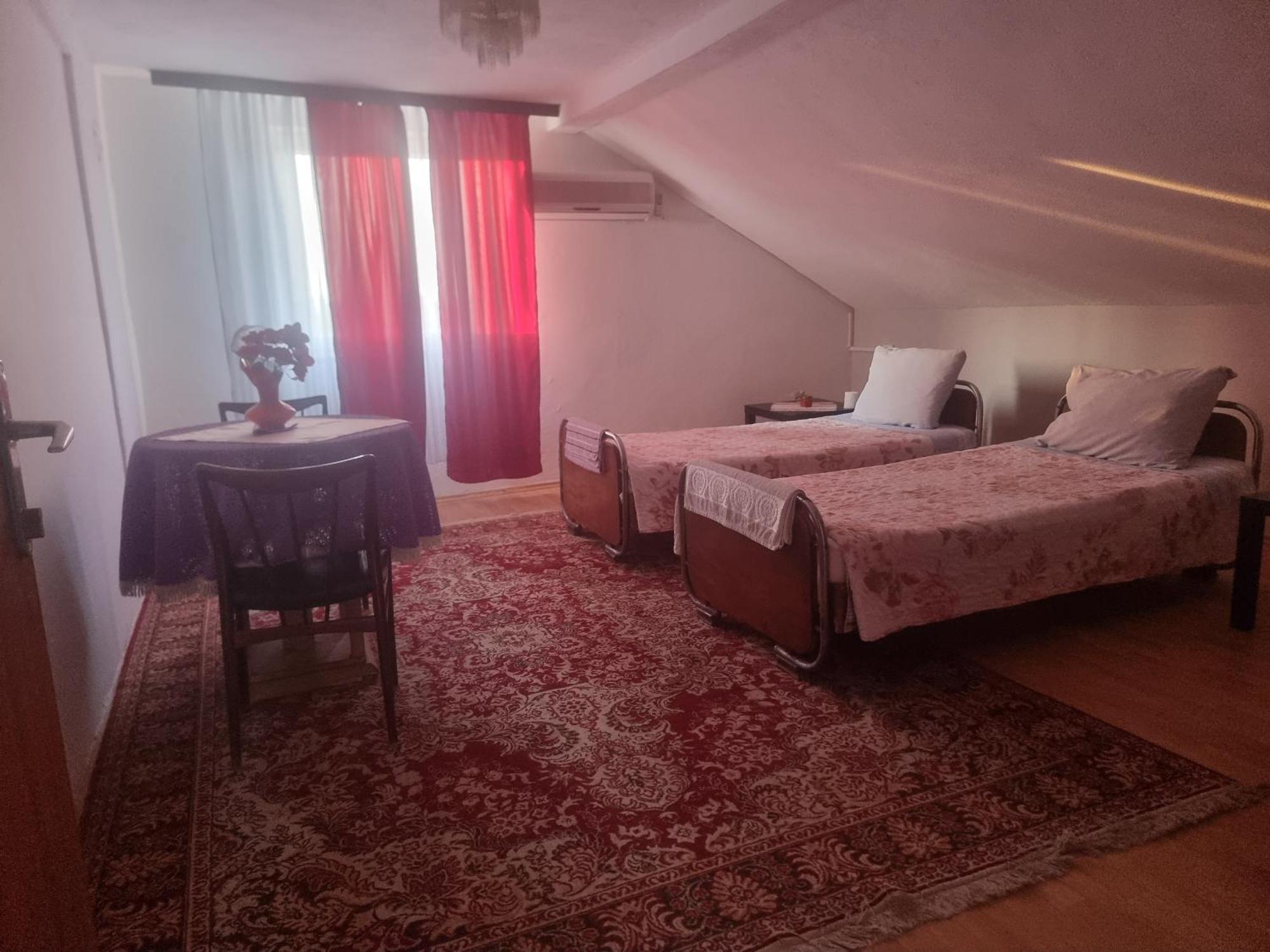 Sobi/Rooms/Zimmer Gradsko Buitenkant foto